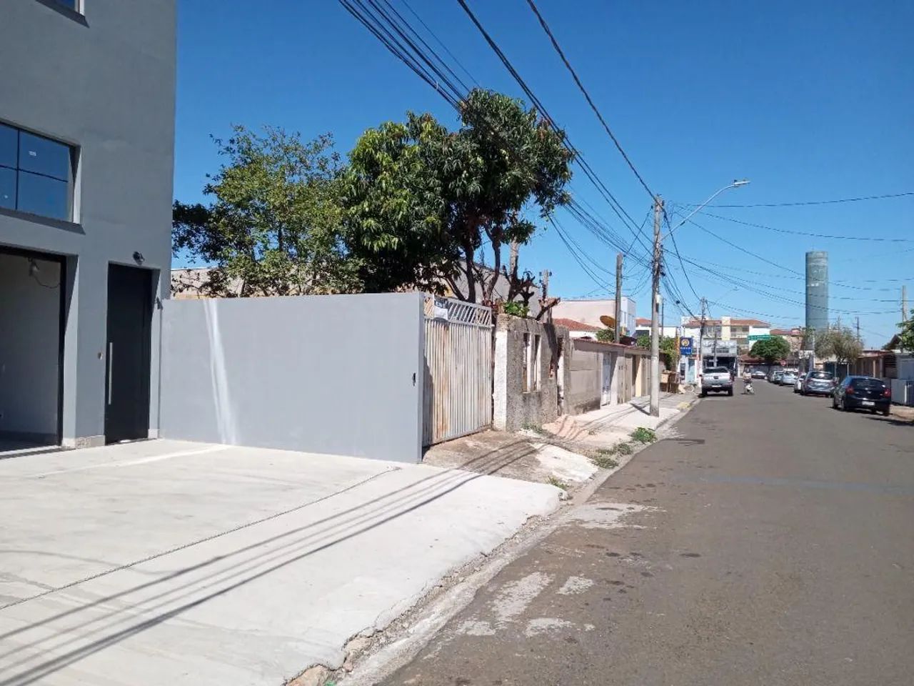 Sala para alugar em Hortolândia, Loteamento Remanso Campineiro, com 240 m² - Foto 2