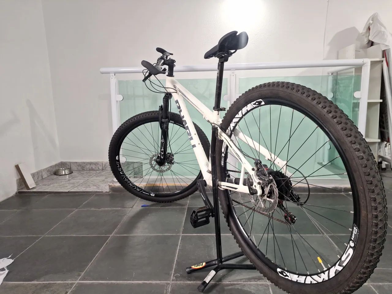 Bicicleta aros 29 c/freios à disco  - Foto 5