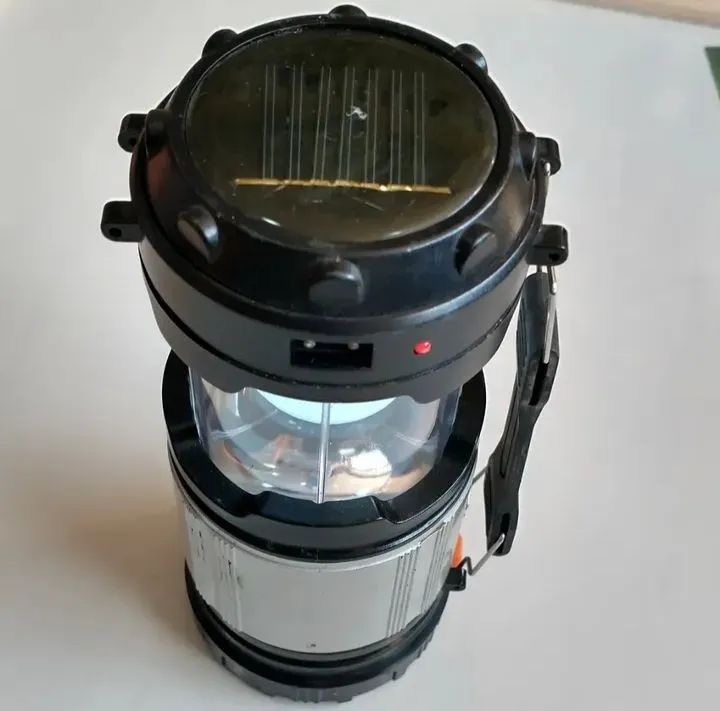 Lampião Solar com lanterna Led e USB, Recarregável<br> - Foto 2