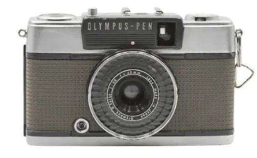 Camera 35mm Olympus Pen EE2 com Flash