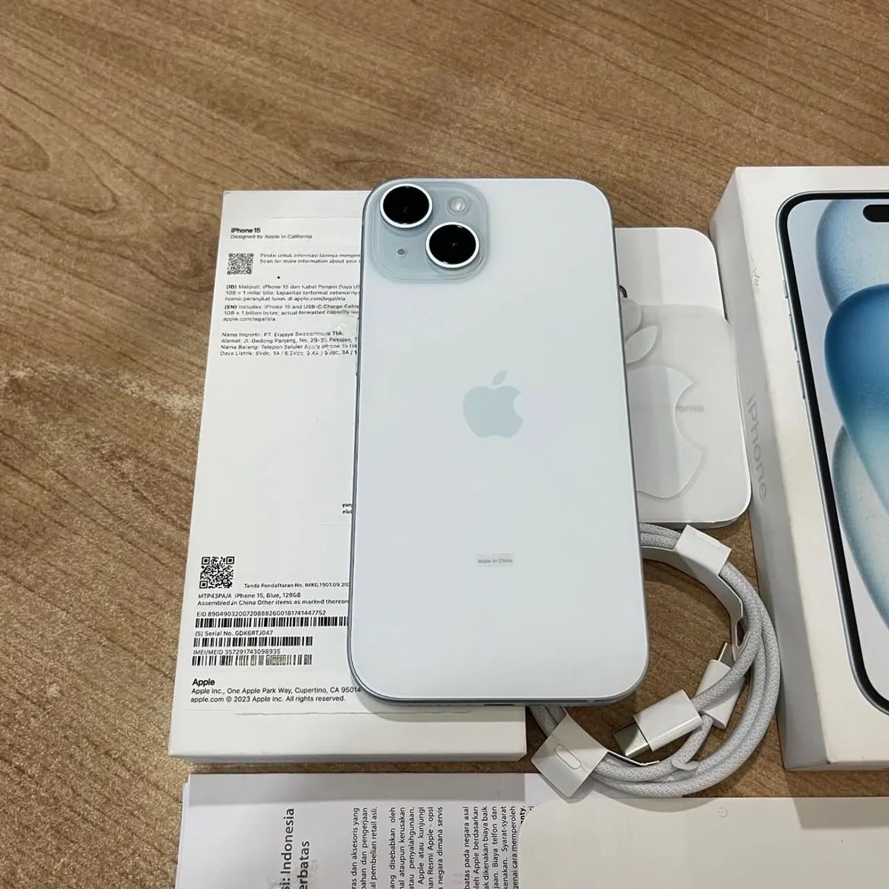 iPhone 15 128GB Bateria 97% Garantia + Brindes - Celulares e