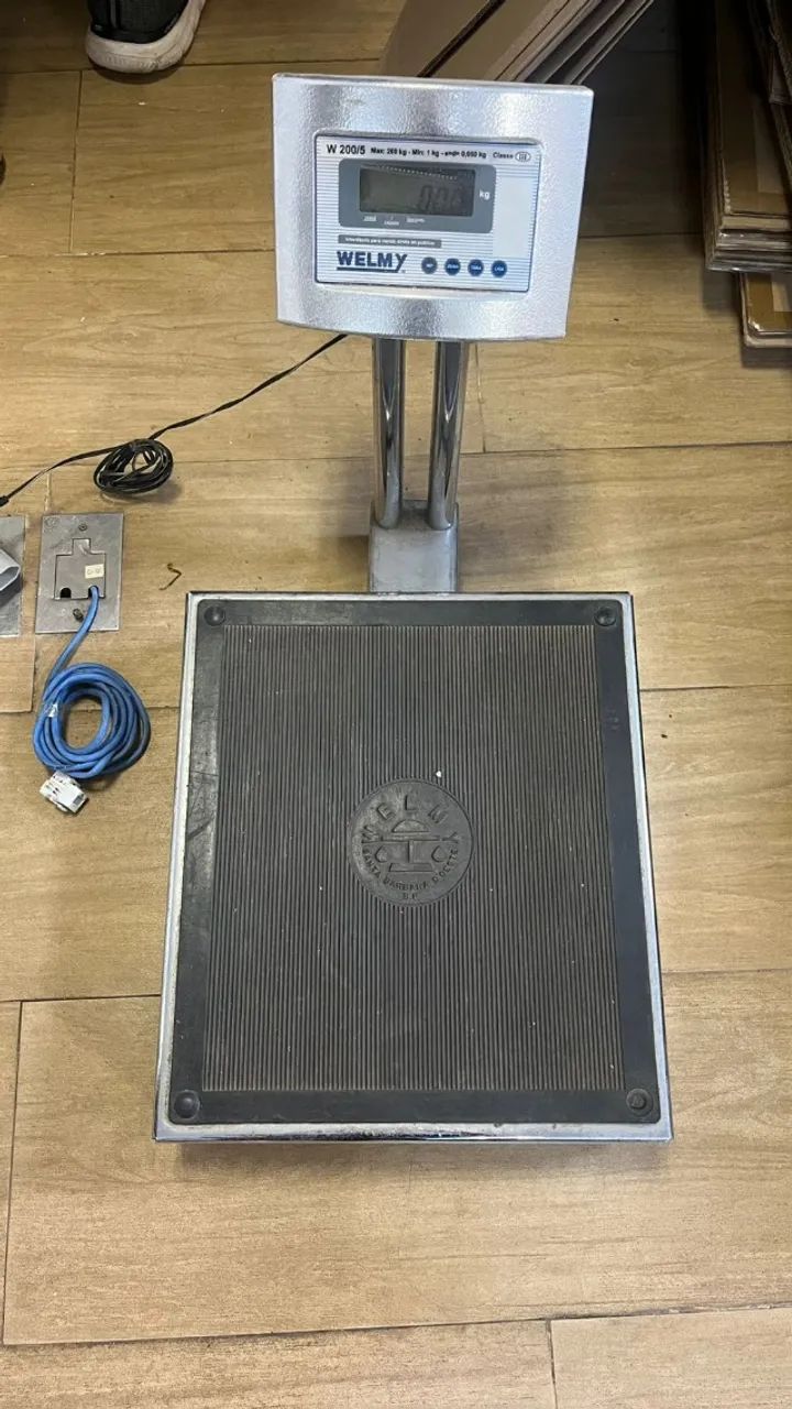Balança Portátil Profissional 200kg/1kg W200/5 Welmy  - Foto 3