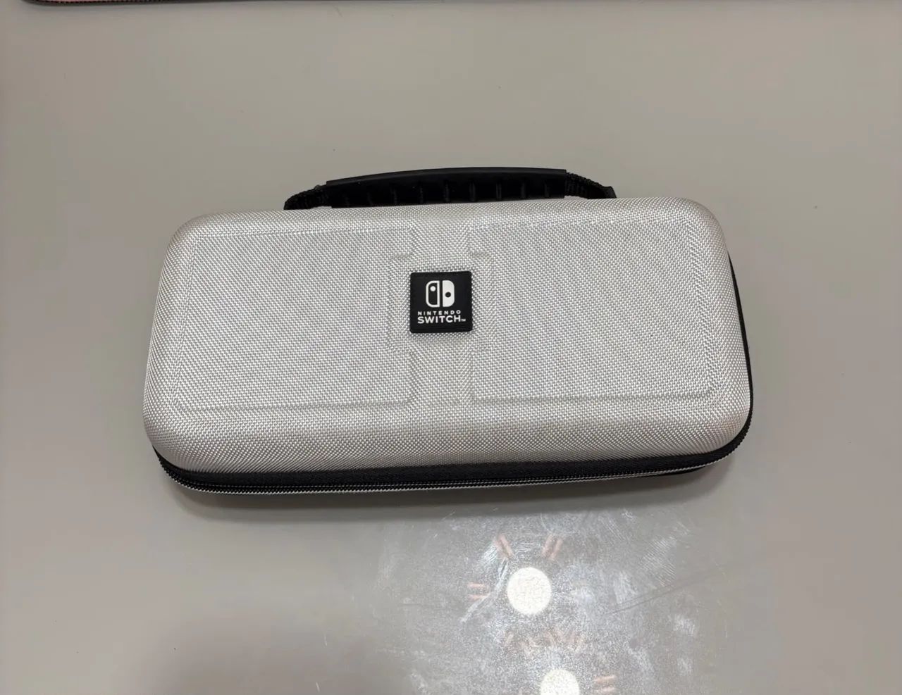 ? Nintendo Switch OLED Branco + 2 Jogos + Maleta - Foto 5