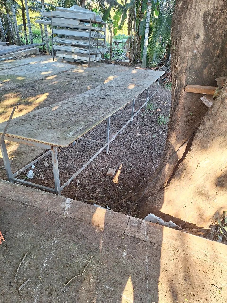 Vende se mesa 4 metros ferro