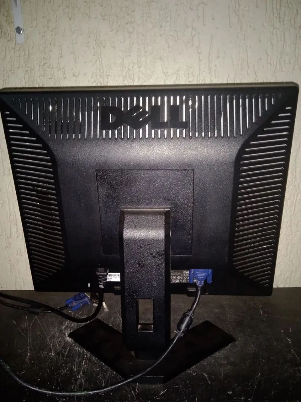 Monitor Dell 17 polegadas led completo saída vga e dvi - Foto 4