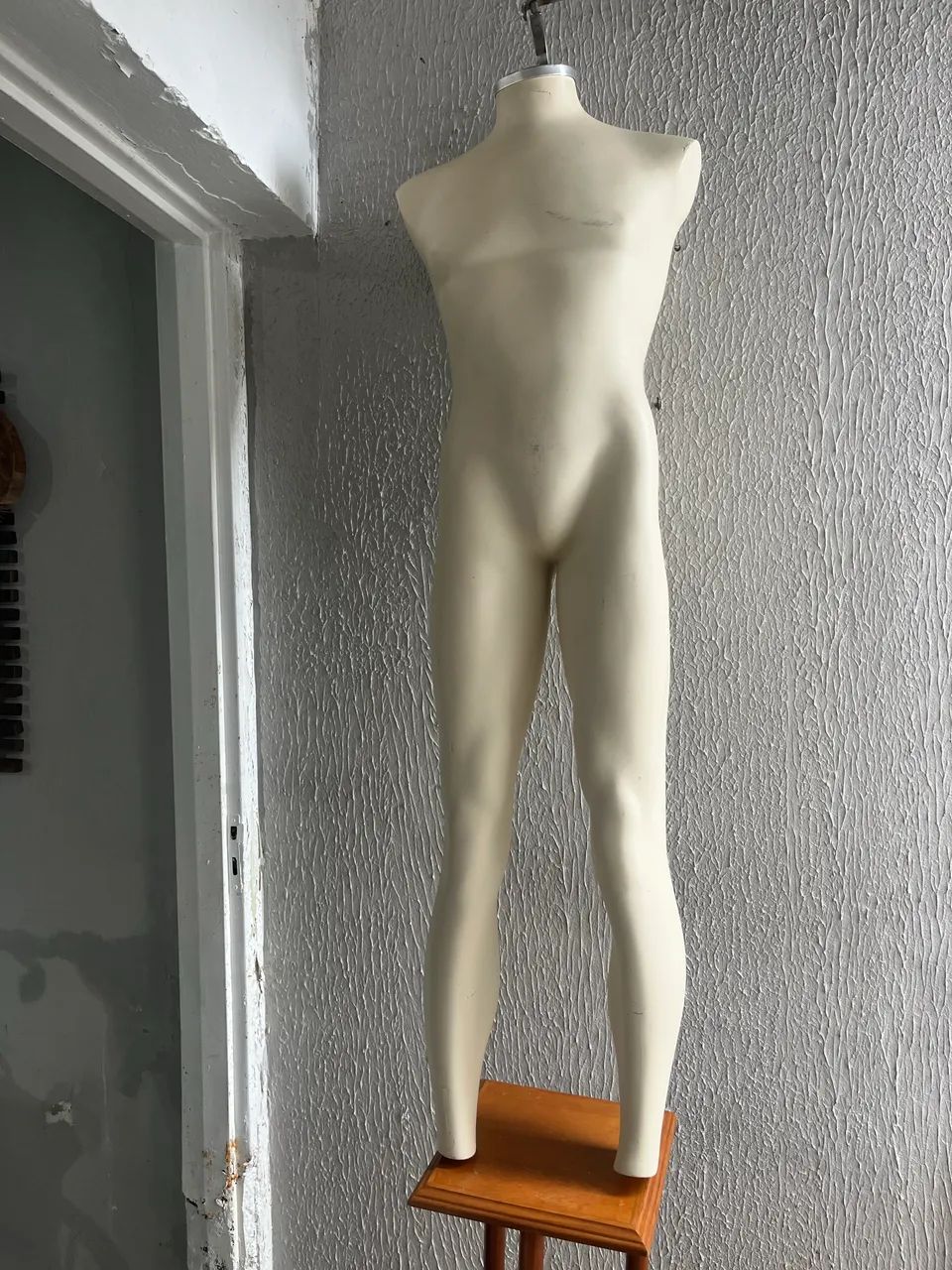 Maniquim. De corpo inteiro beje - Foto 2