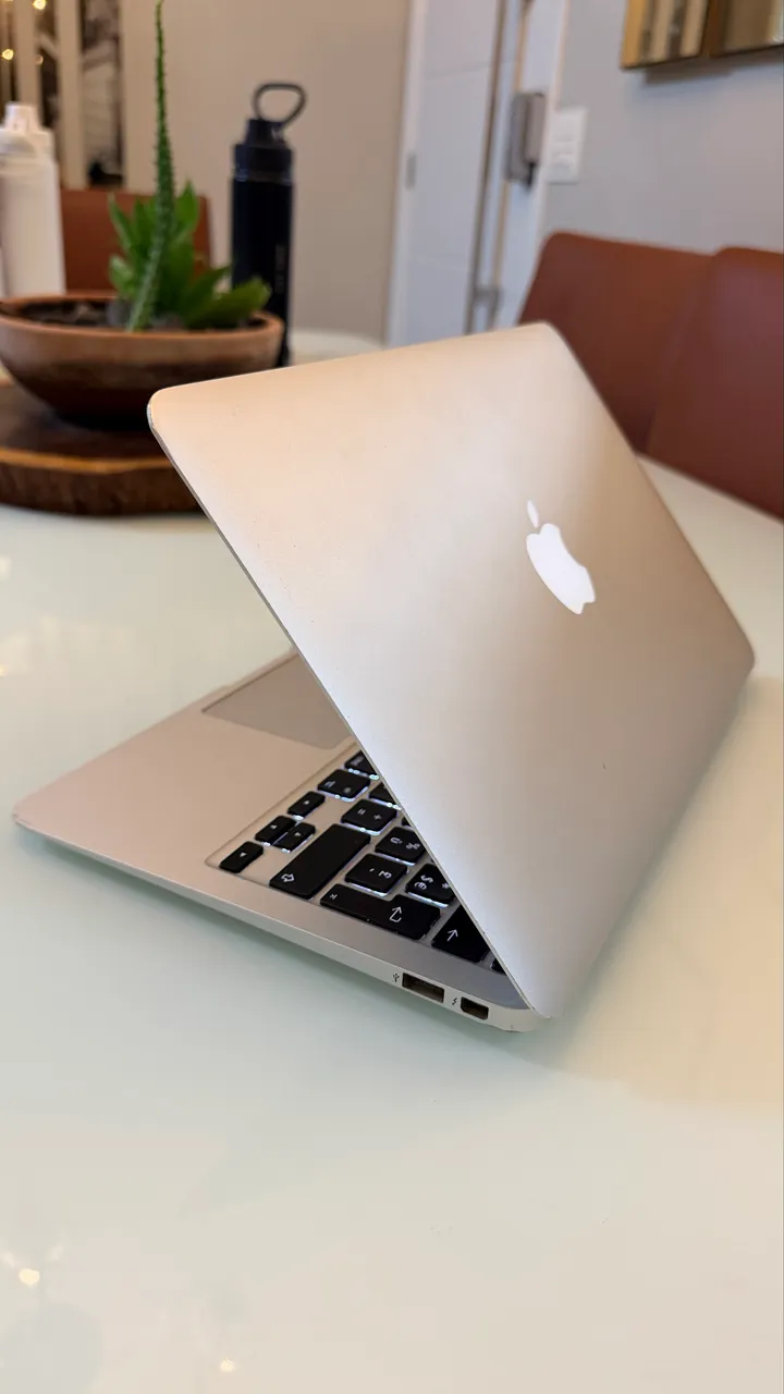 macbook air 2014
