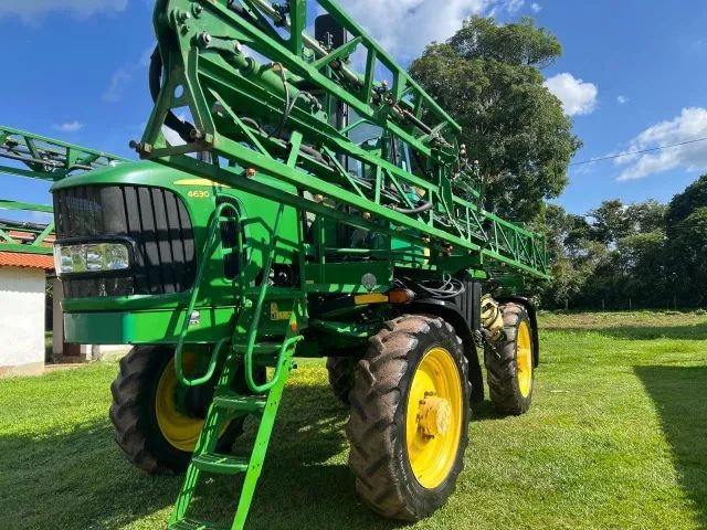 Pulverizador John Deere - 2017/2018 - 3.641 horas de motor - c/ ar, piloto automático, GPS - Foto 2