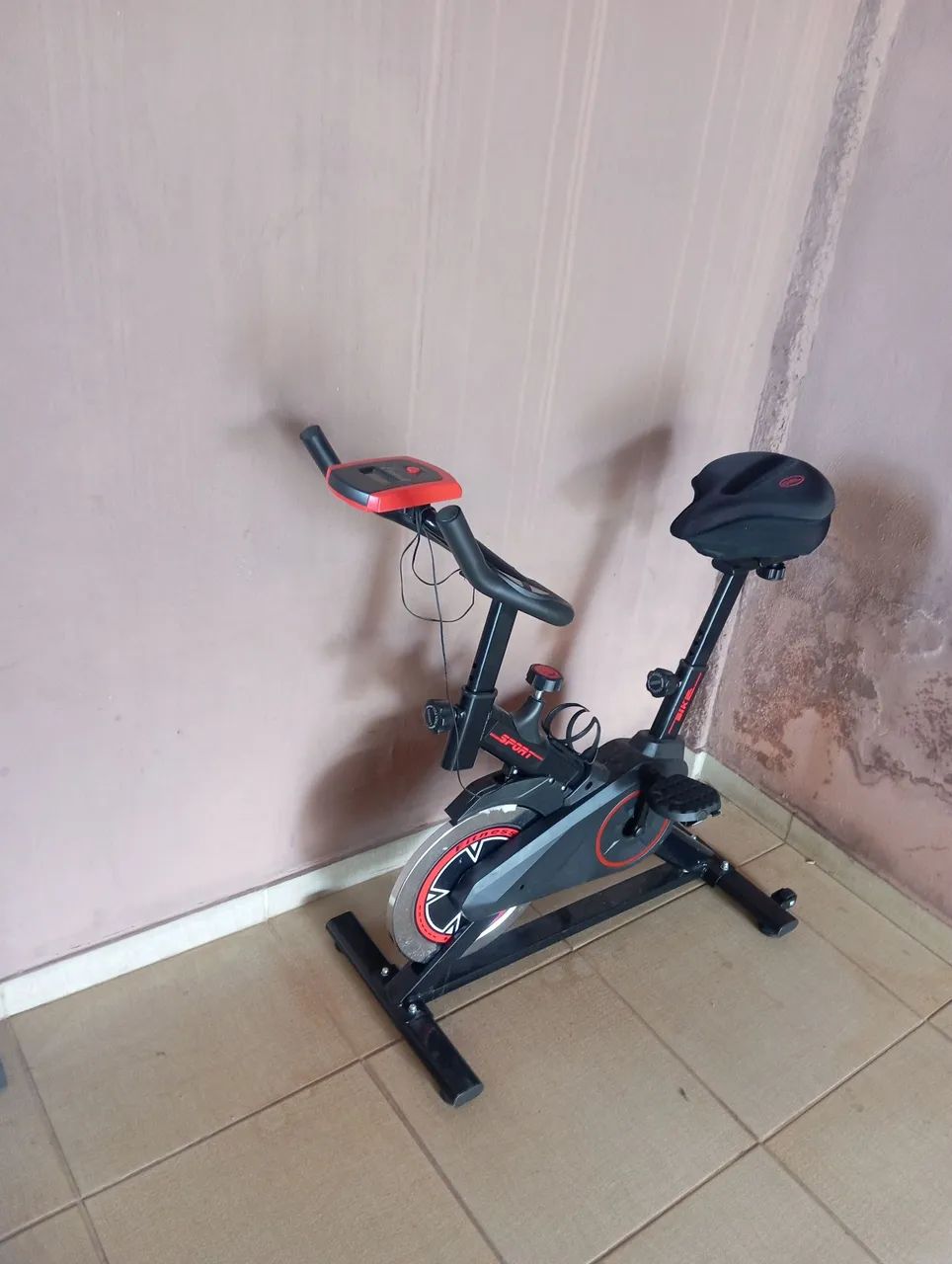 Vendo bicicleta ergométrica  - Foto 2