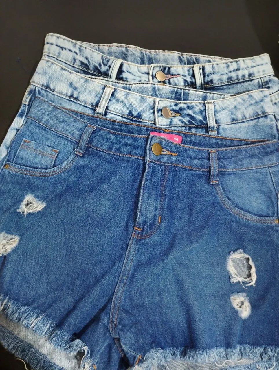 3 shorts Tamanho 14