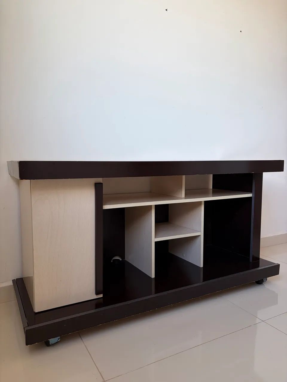 Hack de TV grande com nichos  - Foto 2