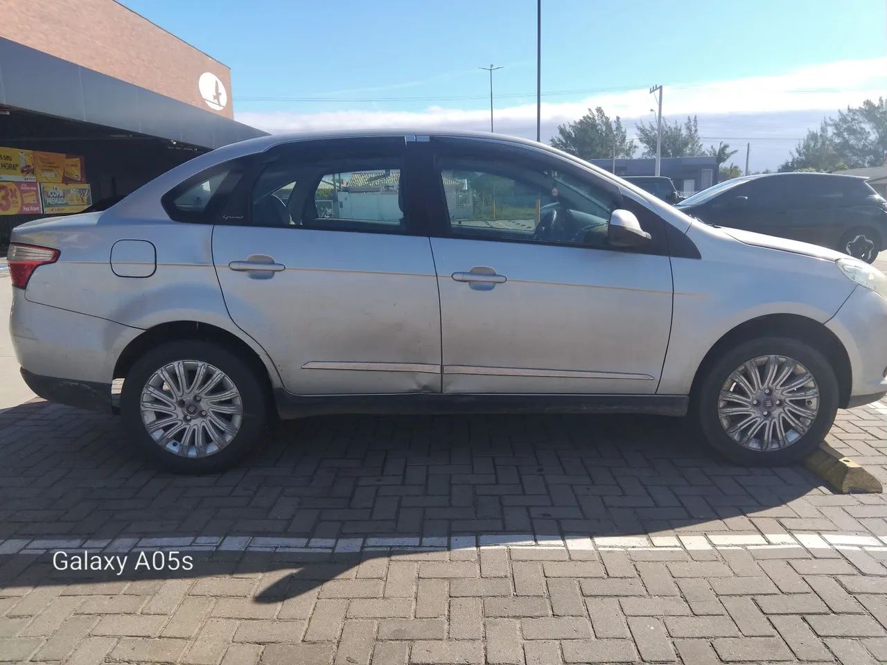 Fiat Grand Siena 2015