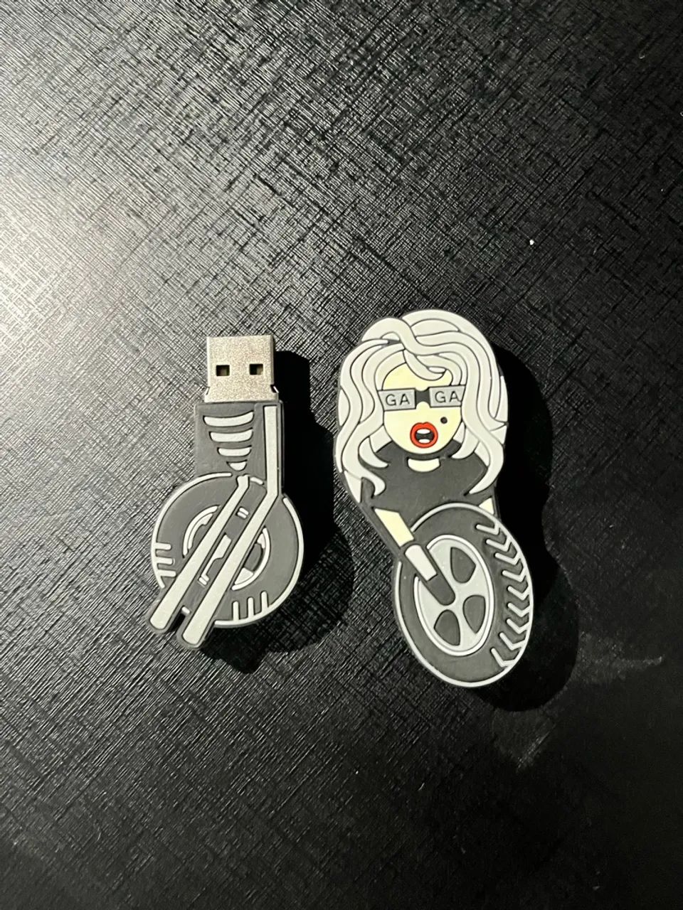 Lady Gaga Born This Way USB (SEM CAIXA) - Foto 3