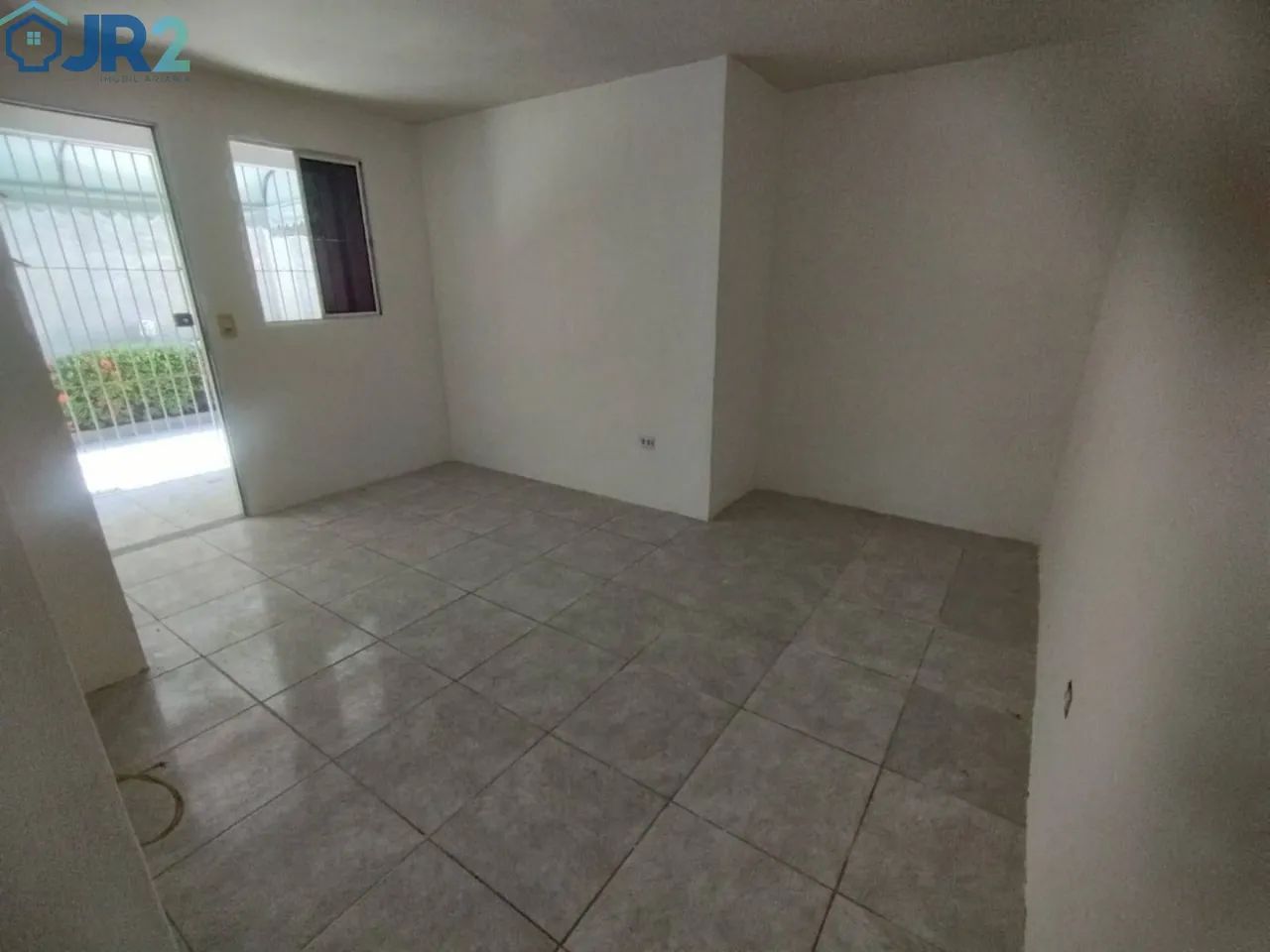 CASA EM CANDEIAS PRONTA PARA MORAR - Foto 3