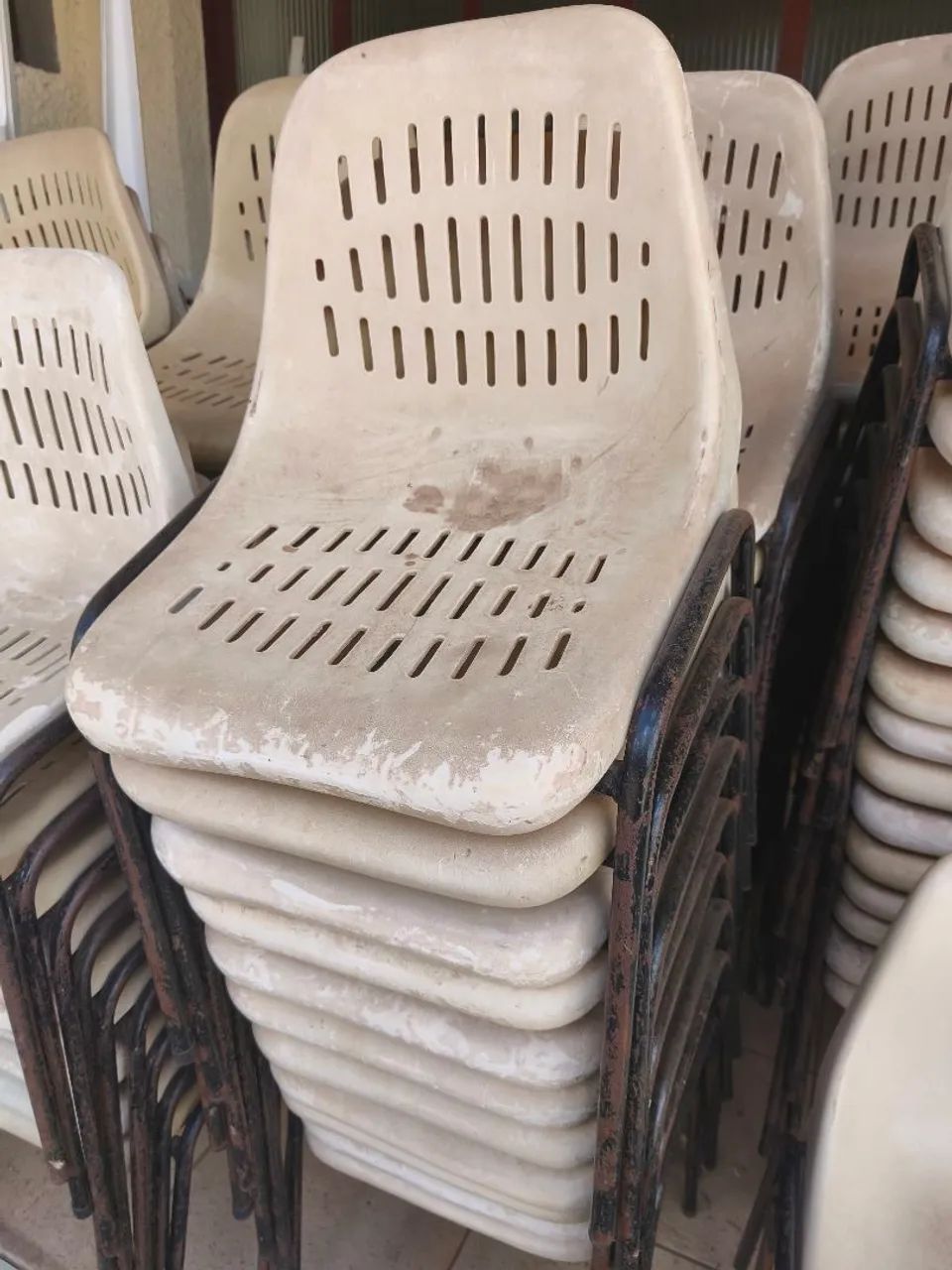 Mobiliário p/ Escolas e Comércios (Cadeiras/Mesas) - A partir R$ 35 - Foto 3