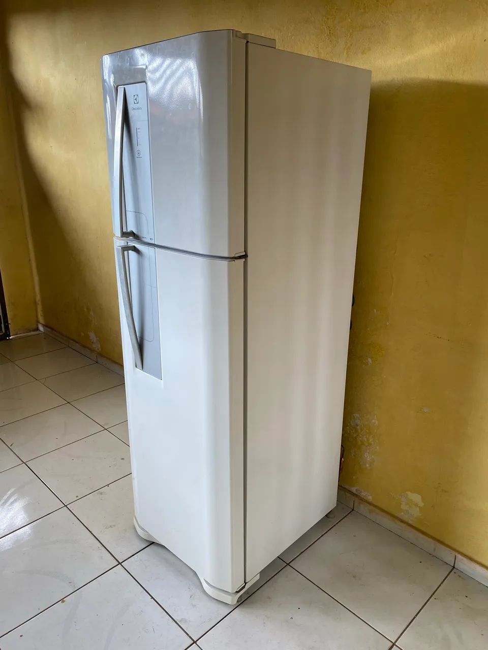 Geladeira eletrolux