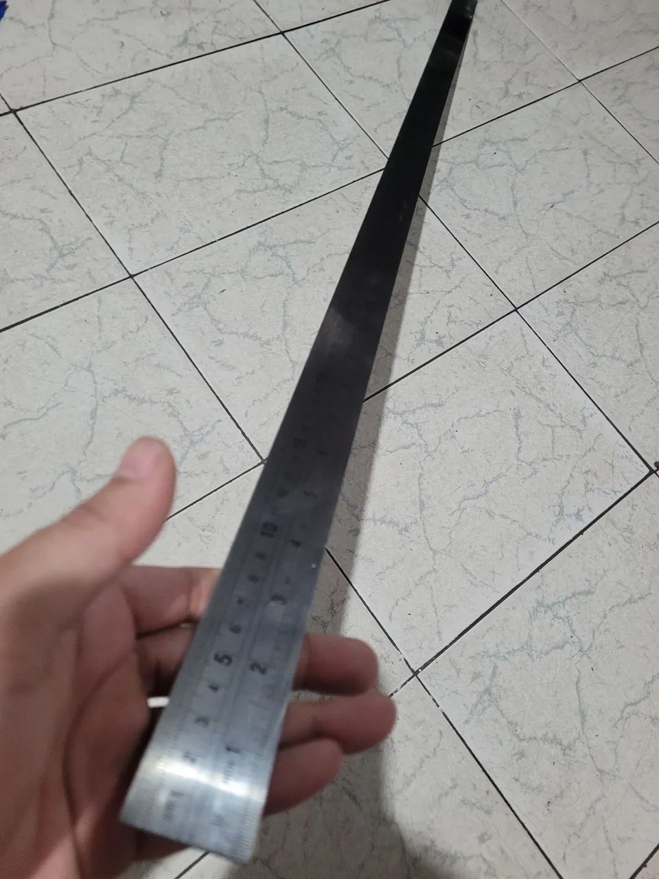 Régua de aço inox de 1 metro/ 1 cm ( graduada e centímetros e polegadas )