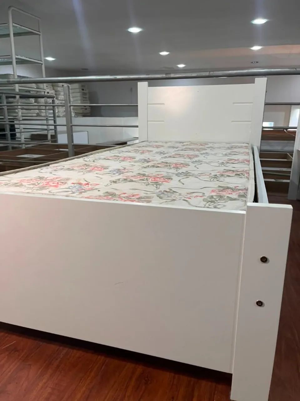 Cama Infantil de Madeira Branca | Design Exclusivo Allegrini - Foto 4