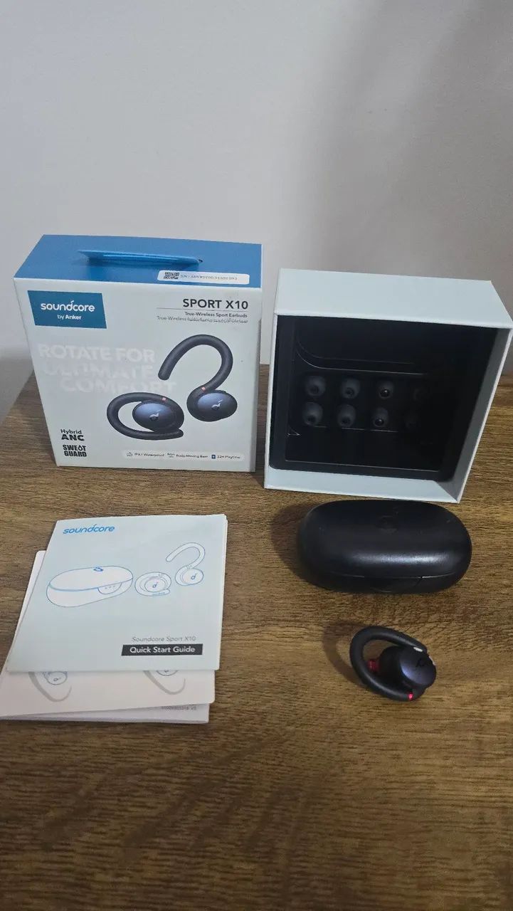 Fone x10 Anker Soundcore( lado direito)