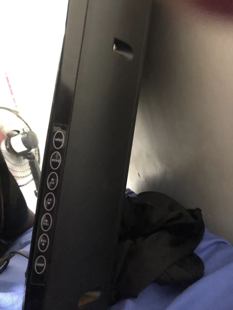 Vendo-se TV da SEMP antiga em perfeito estado  - Foto 4