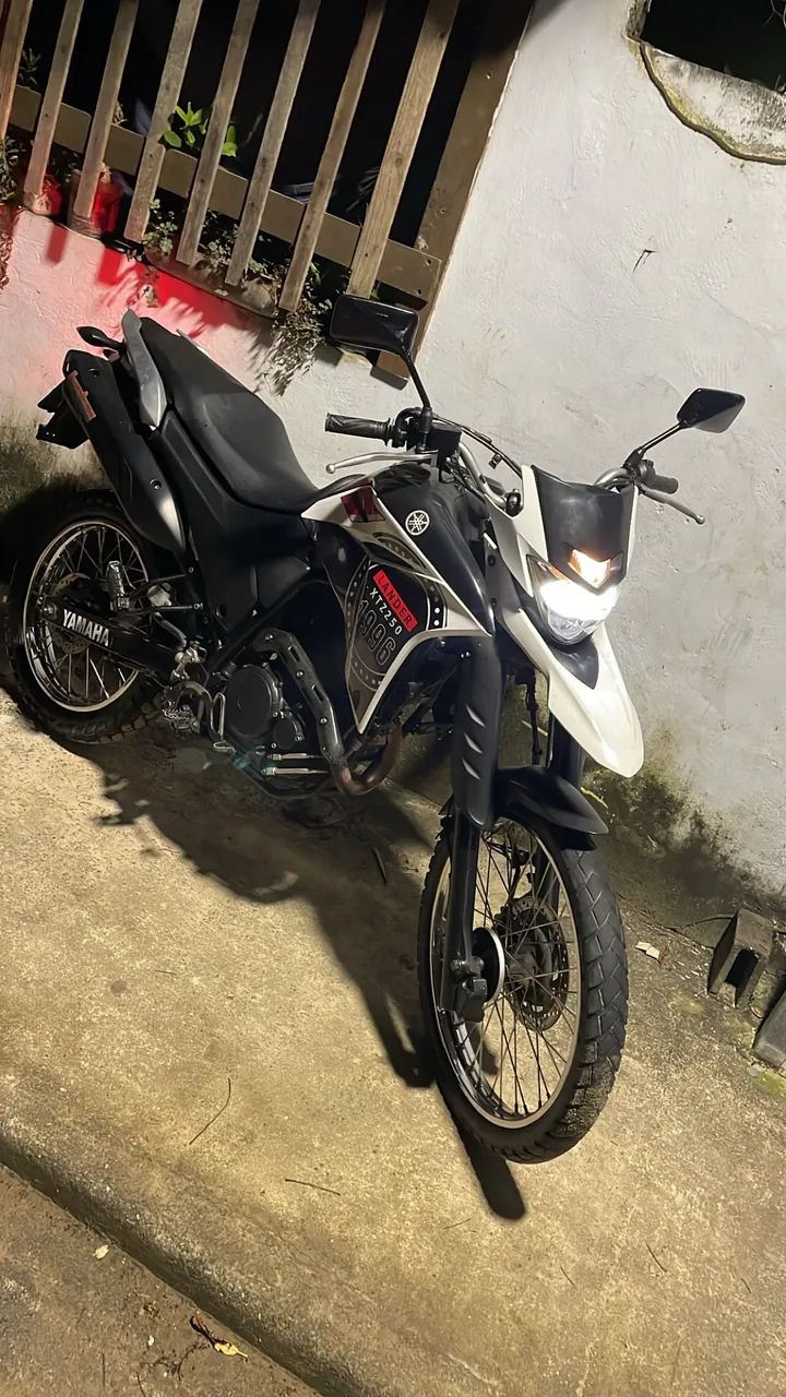 LANDER 250  - Foto 2
