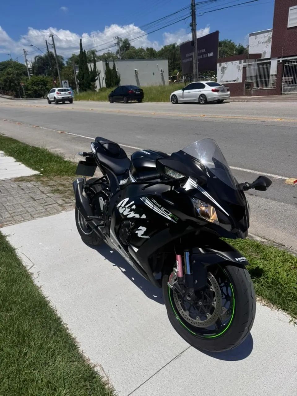 Kawasaki Zx-10/ Zx-10r 1000cc 2017 - 1475906095 | OLX