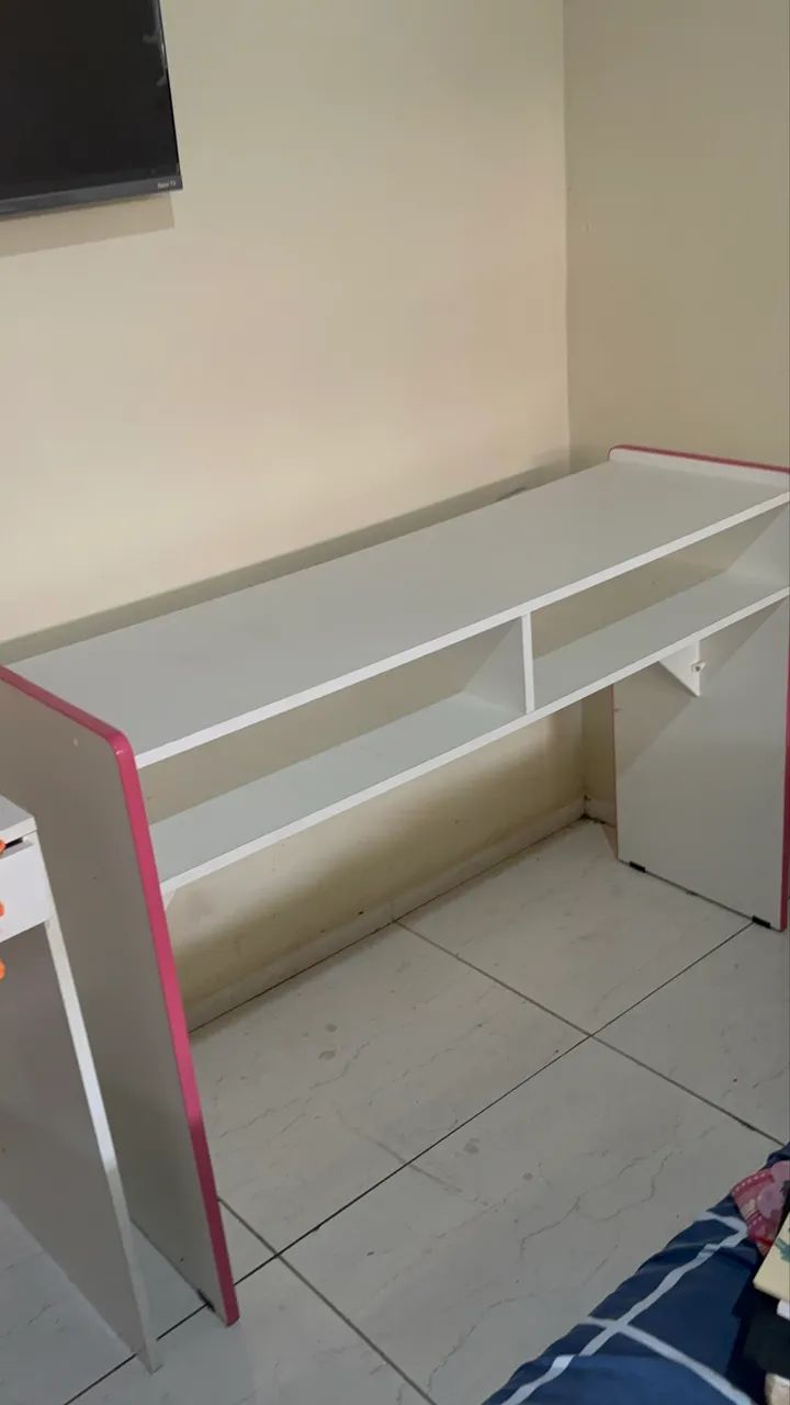Escrivaninha/mesa - Foto 5