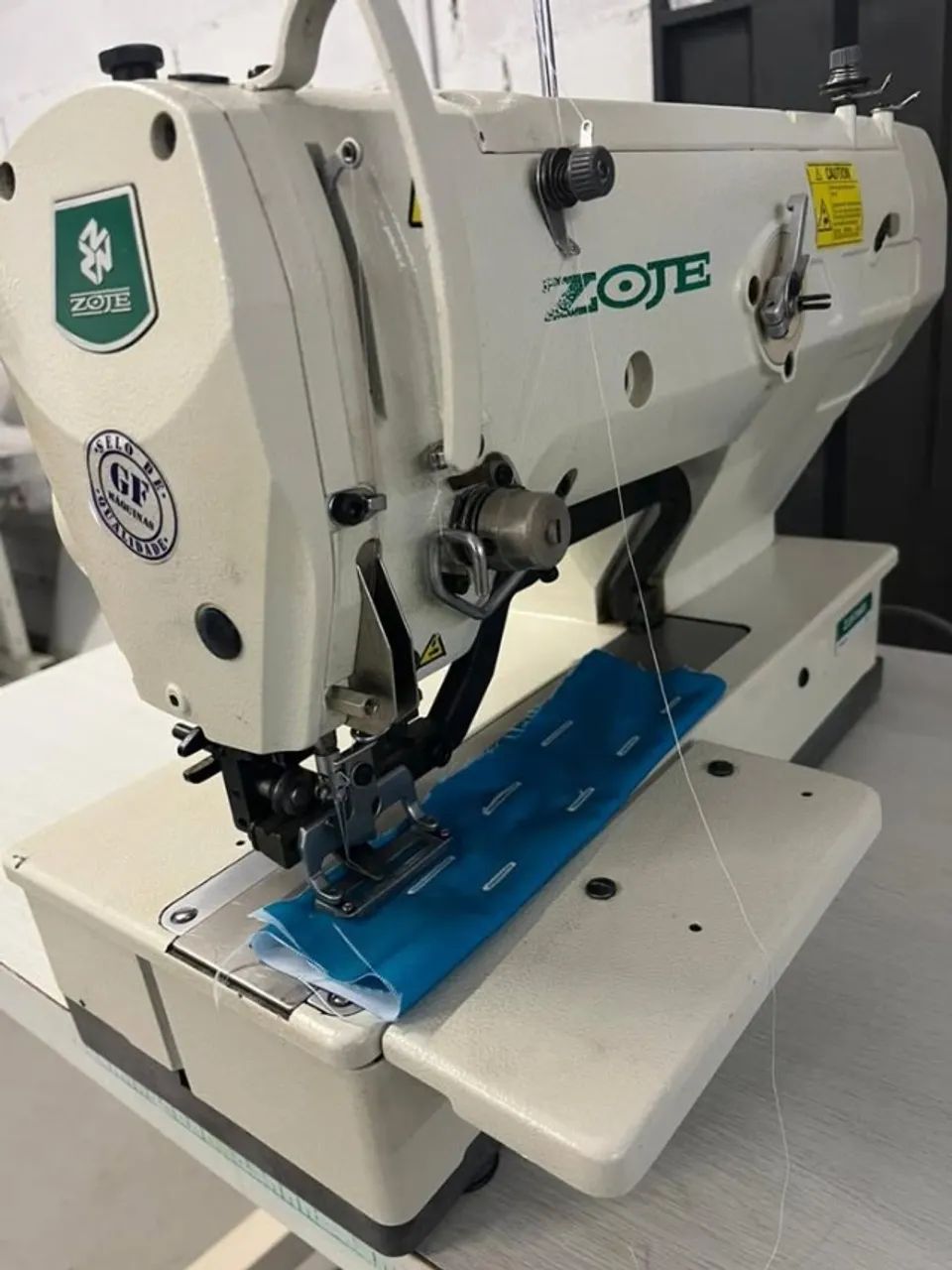 Máquina Caseadeira Reta Eletronica - ZOJE - GF Máquinas