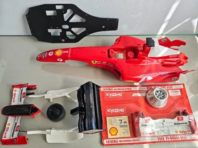 F2004 Kyosho - Foto 4