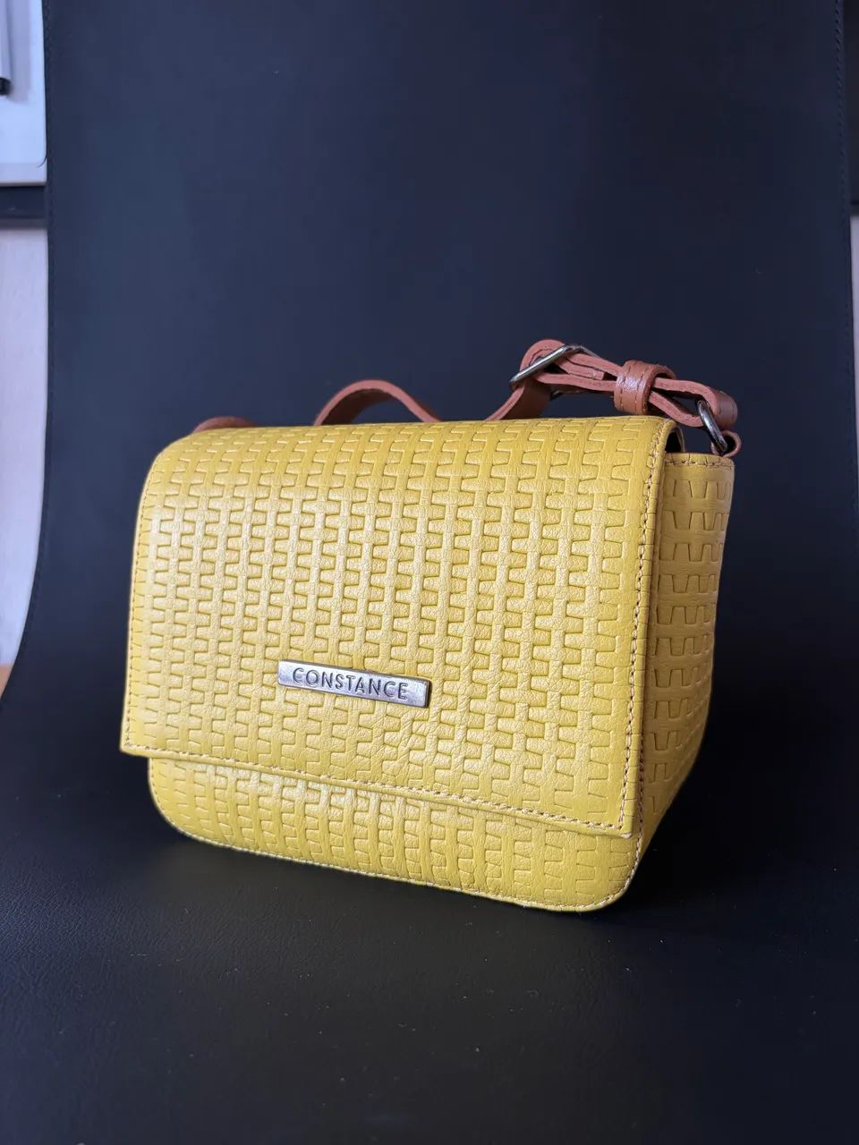 Bolsa Constance Amarela NOVA  - Foto 3