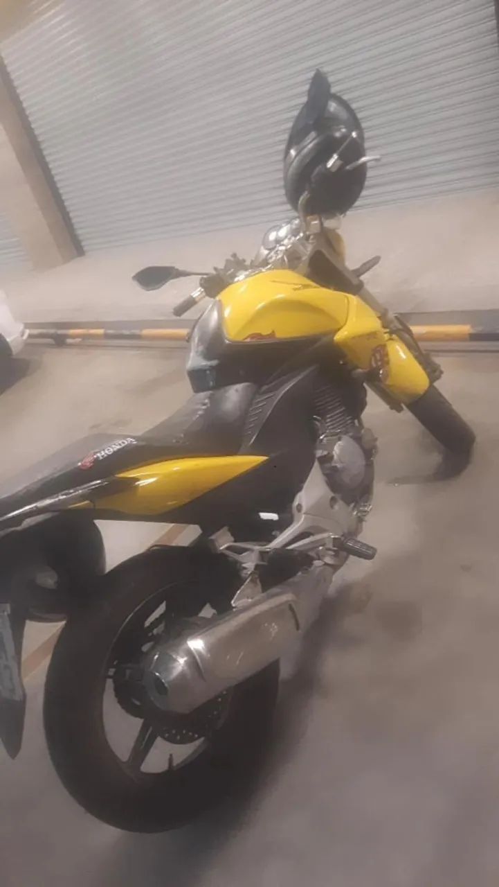 Cbr 300 - Foto 5