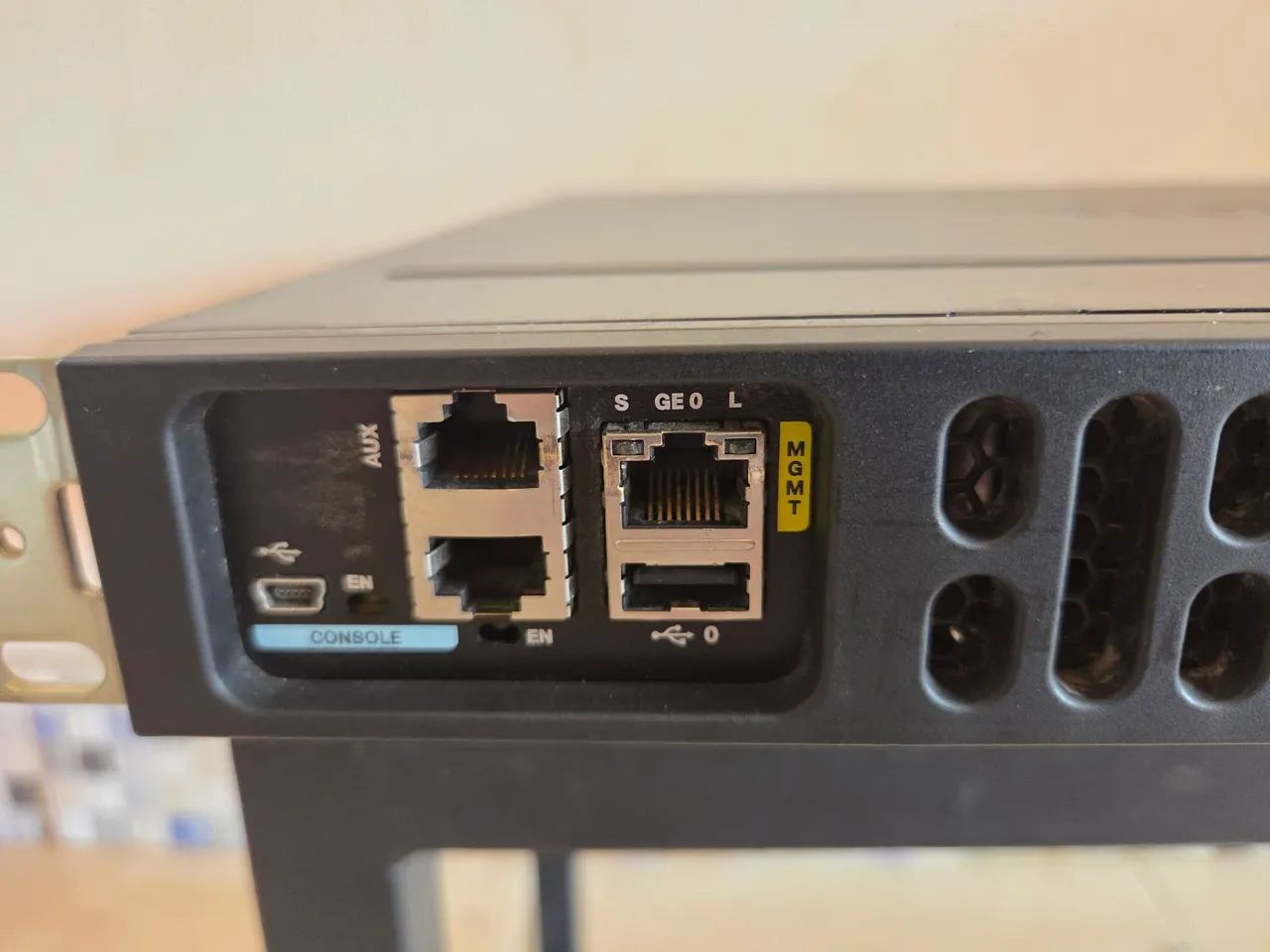 Roteador Cisco 4300 Series 110/220V - Foto 2