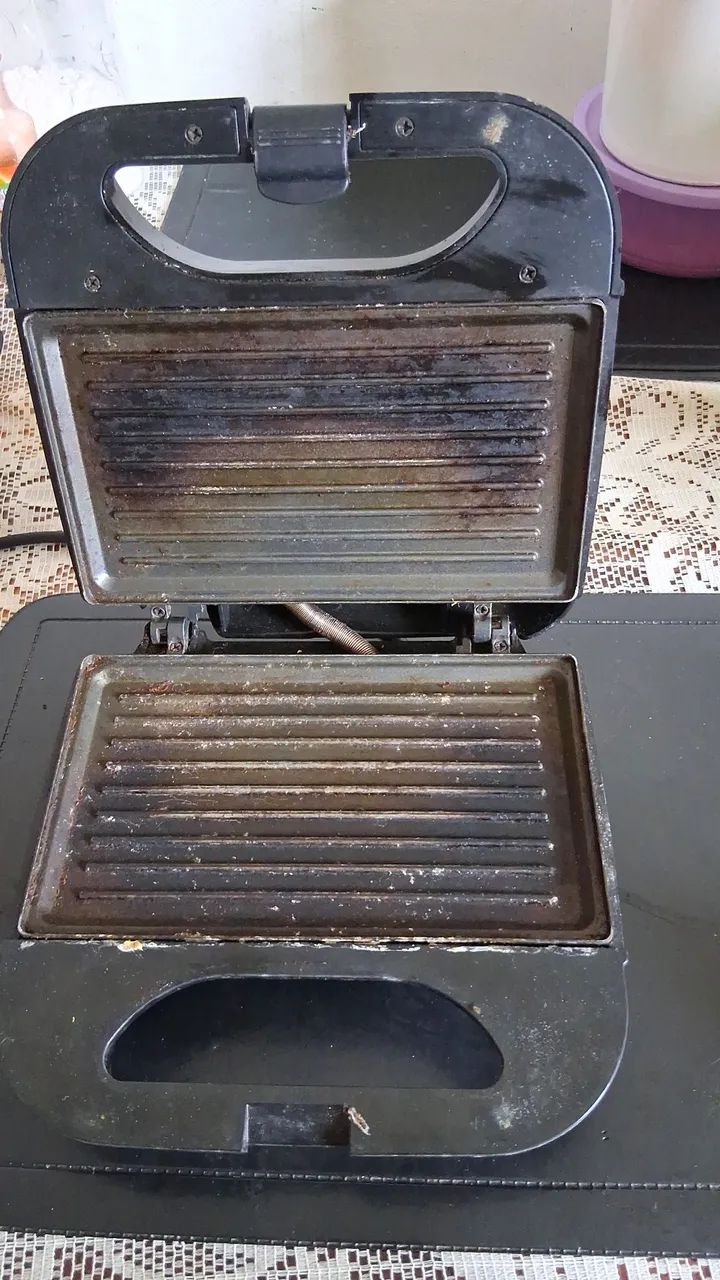 Vendo sanduicheira. 40,00 reais. - Foto 4