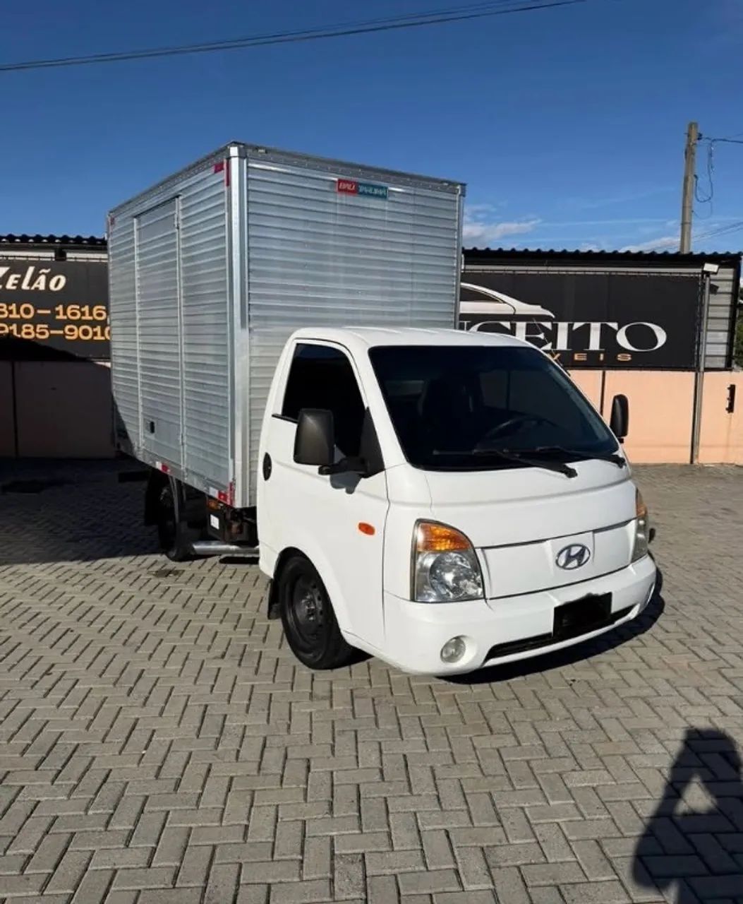 Hyundai HR 2008 com Baú 