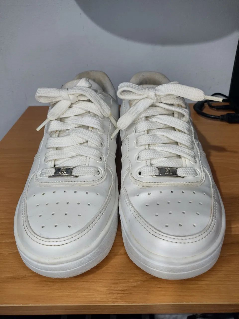Tênis branco 36/37 aceito cartão - Foto 2