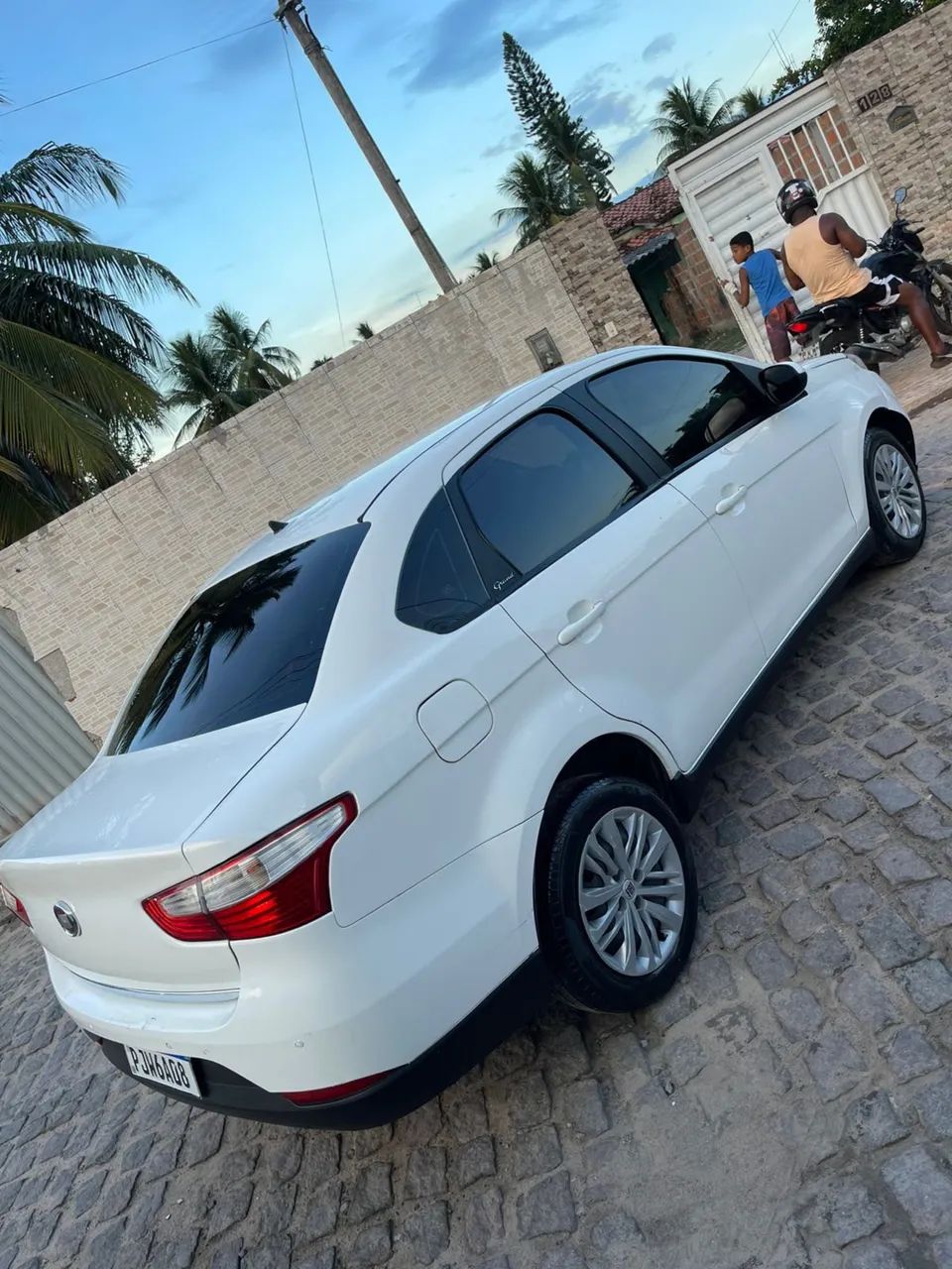 Fiat Grand Siena 2016