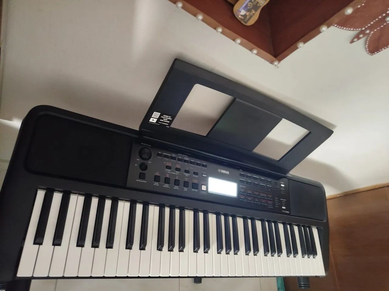 Teclado Yamaha PSR-383  - Foto 5