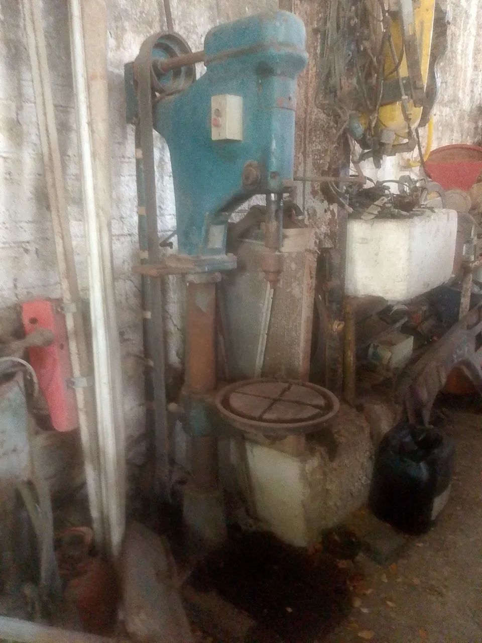 Furadeira de Coluna Funcionando Perfeitamente  - Foto 4