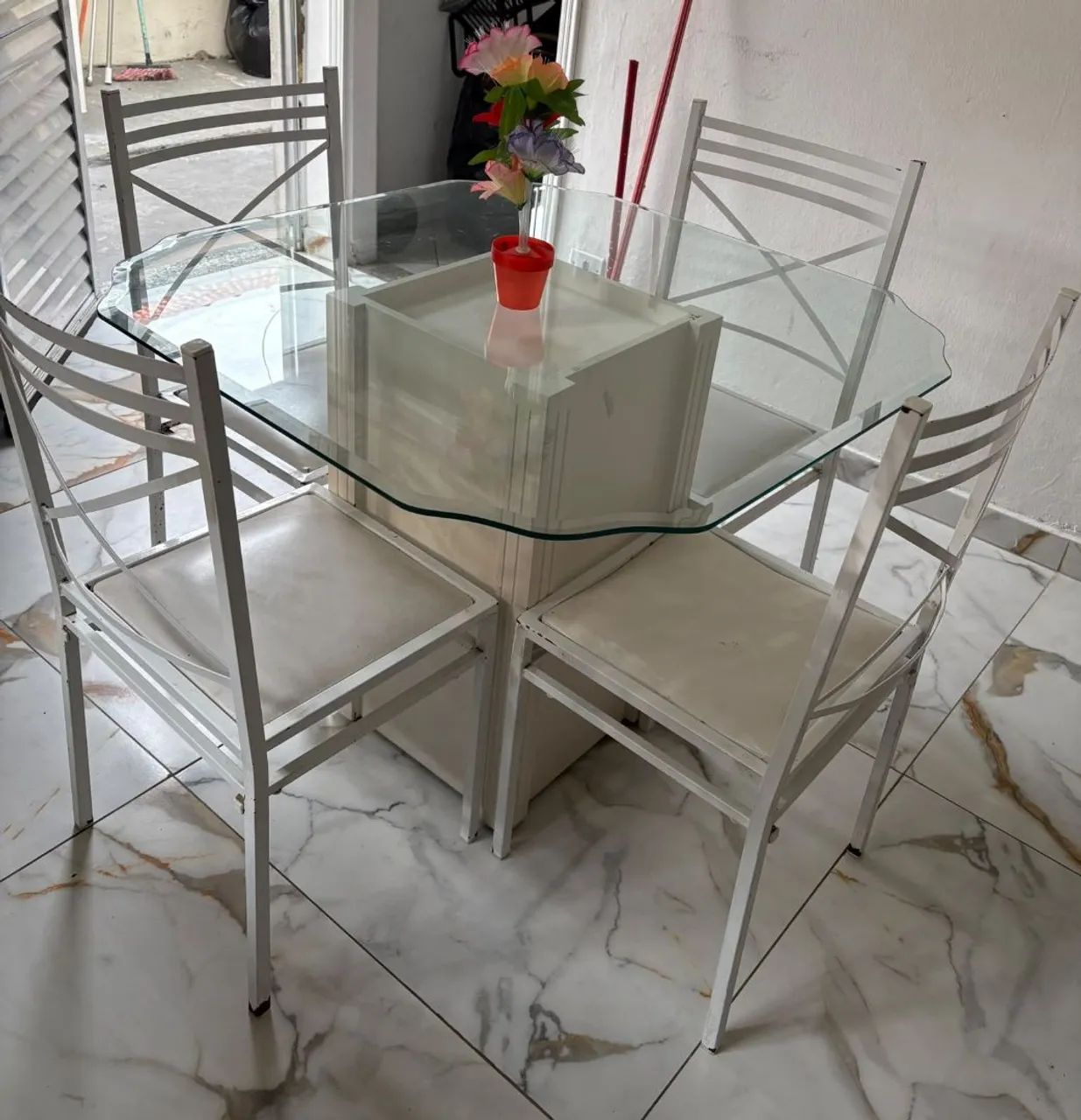 Mesa com tampo de vidro temperado  - Foto 2