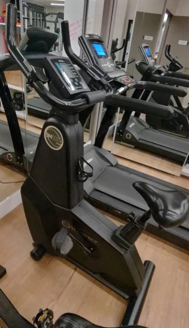 Bicicleta Ergométrica Movement BM 2800 PRO