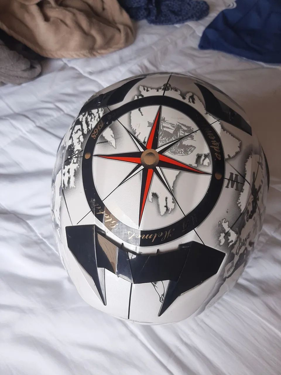 Capacete MT usado