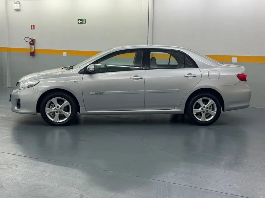 Toyota Corolla 2.0 XEI 16V Flex 4P Automatico 2013 - Foto 4