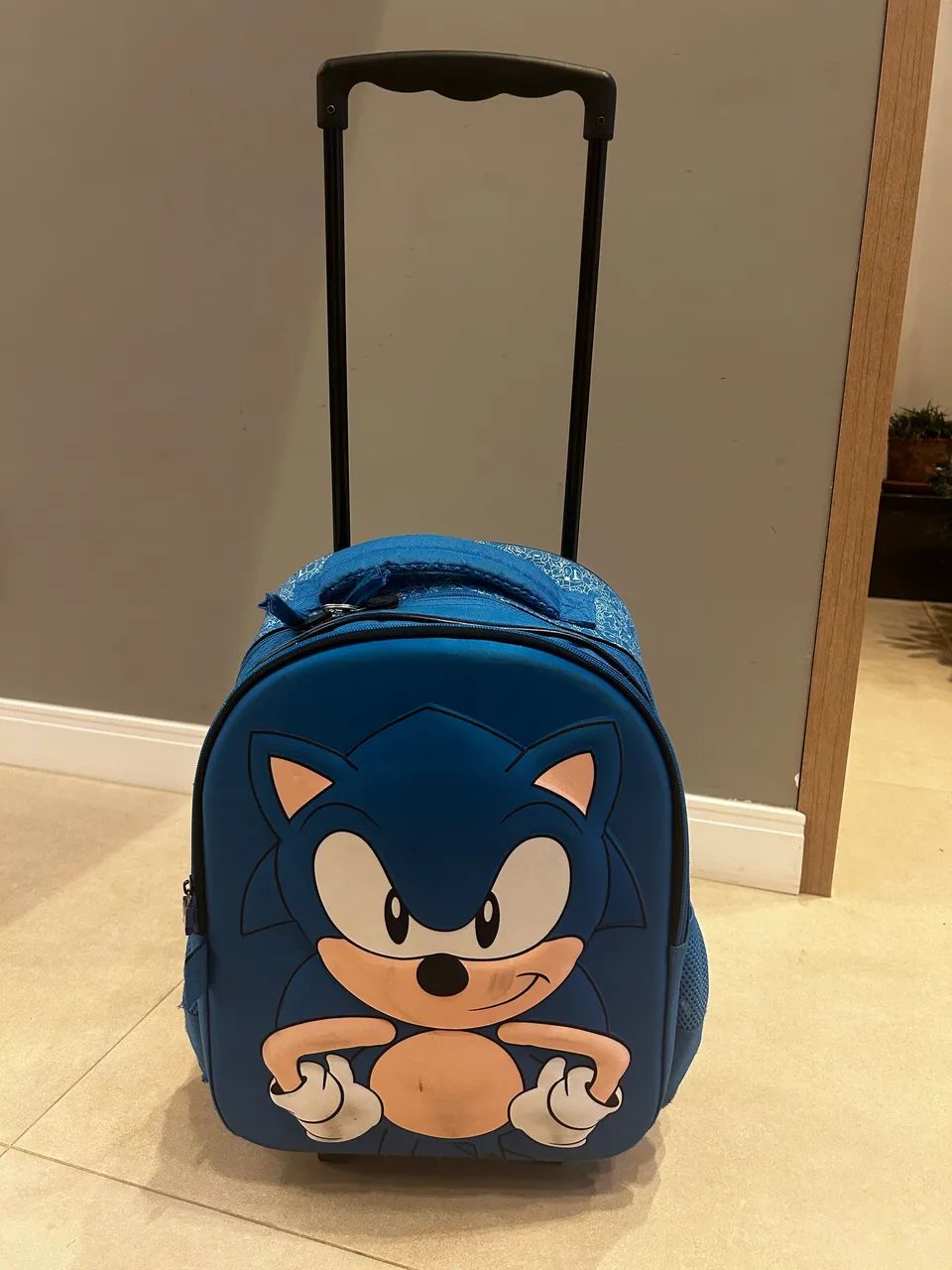 Mochila Infantil com Rodinhas e Lancheira Térmica do Sonic - Foto 2