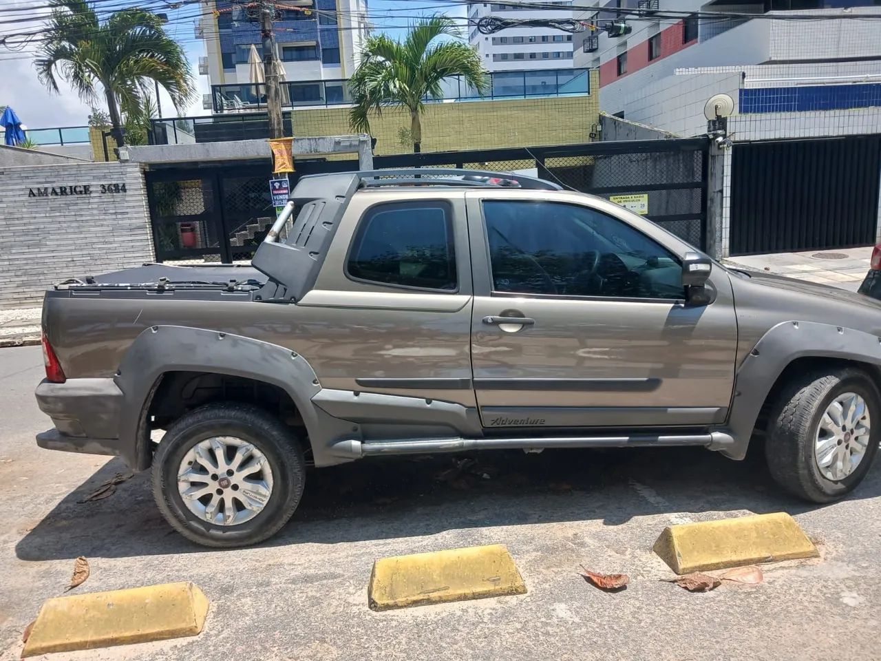 Fiat Strada Adv.1.8 16V Dualogic Flex CD 2013 - Foto 4