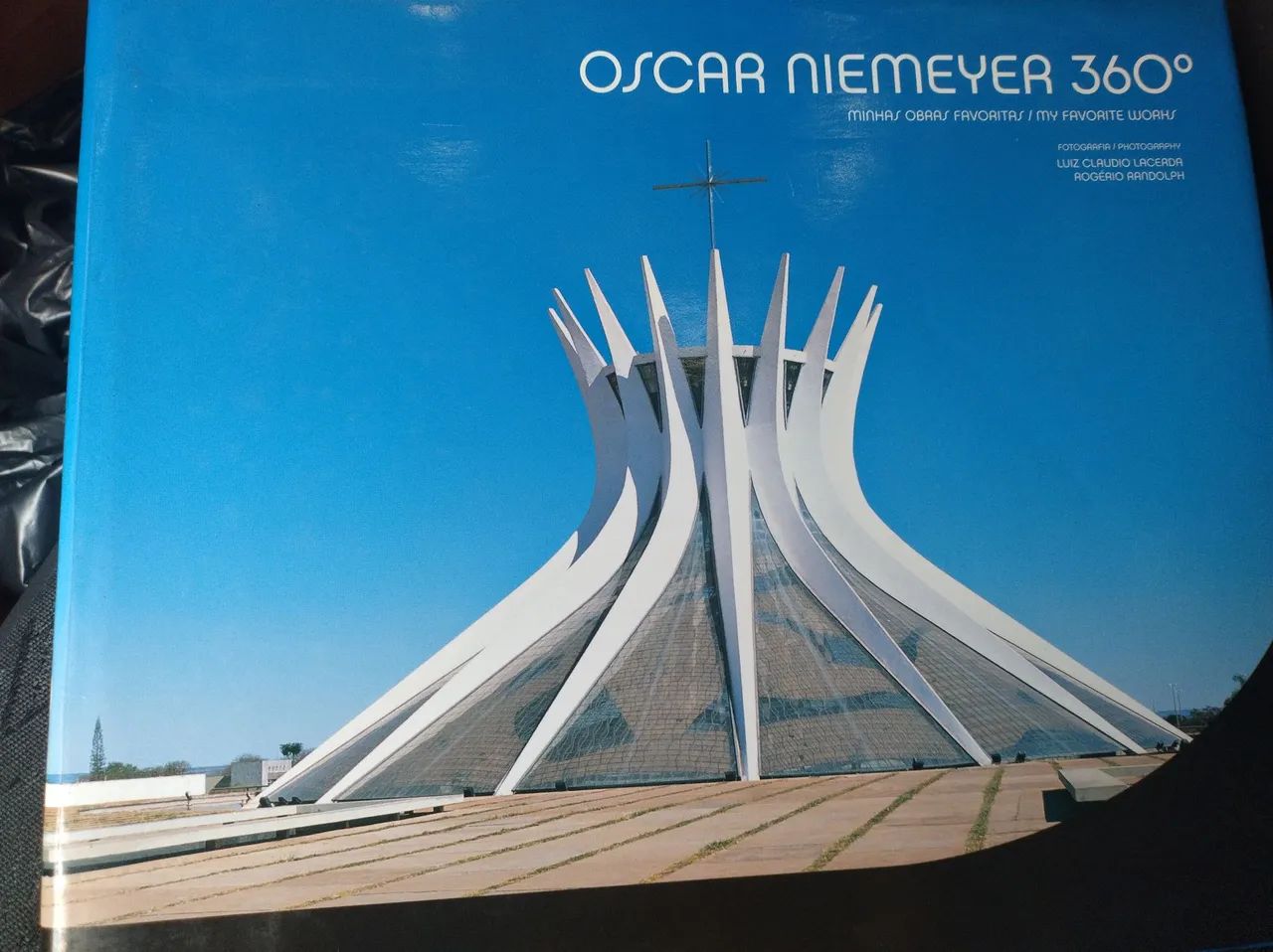 Oscar Niemeyer 360?
