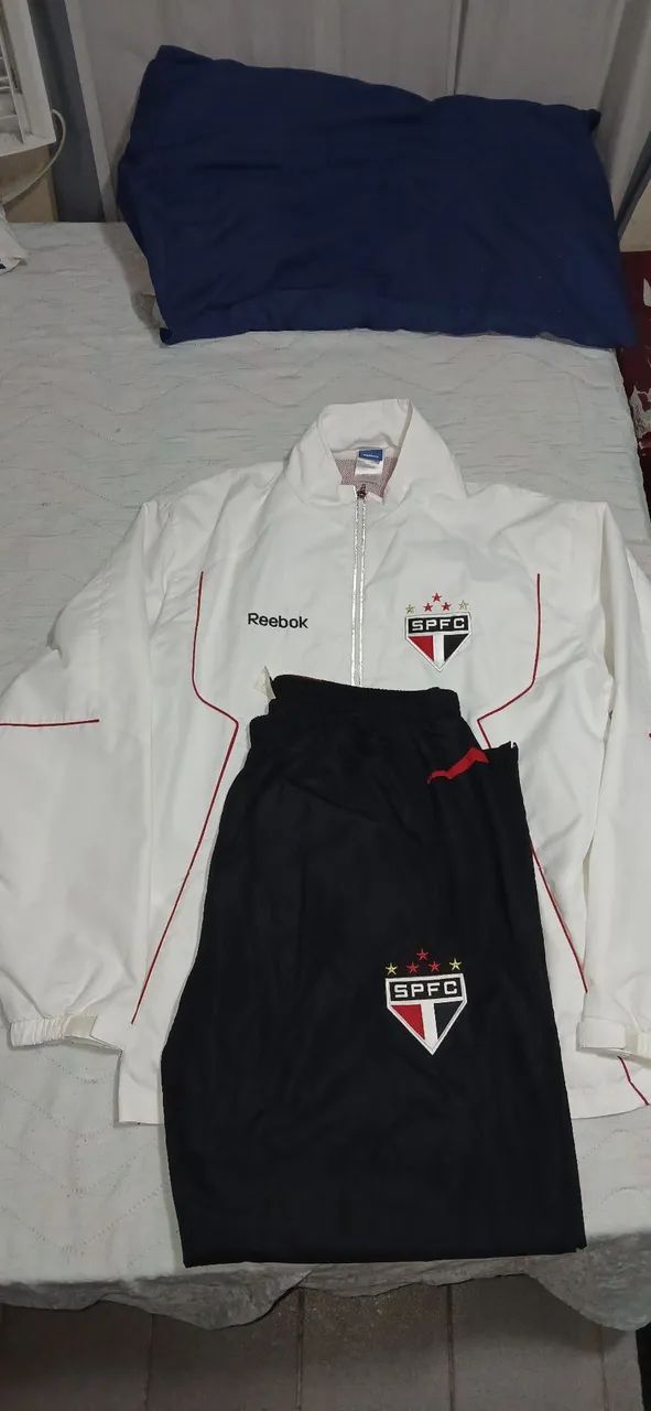 Conjunto e Agasalho 