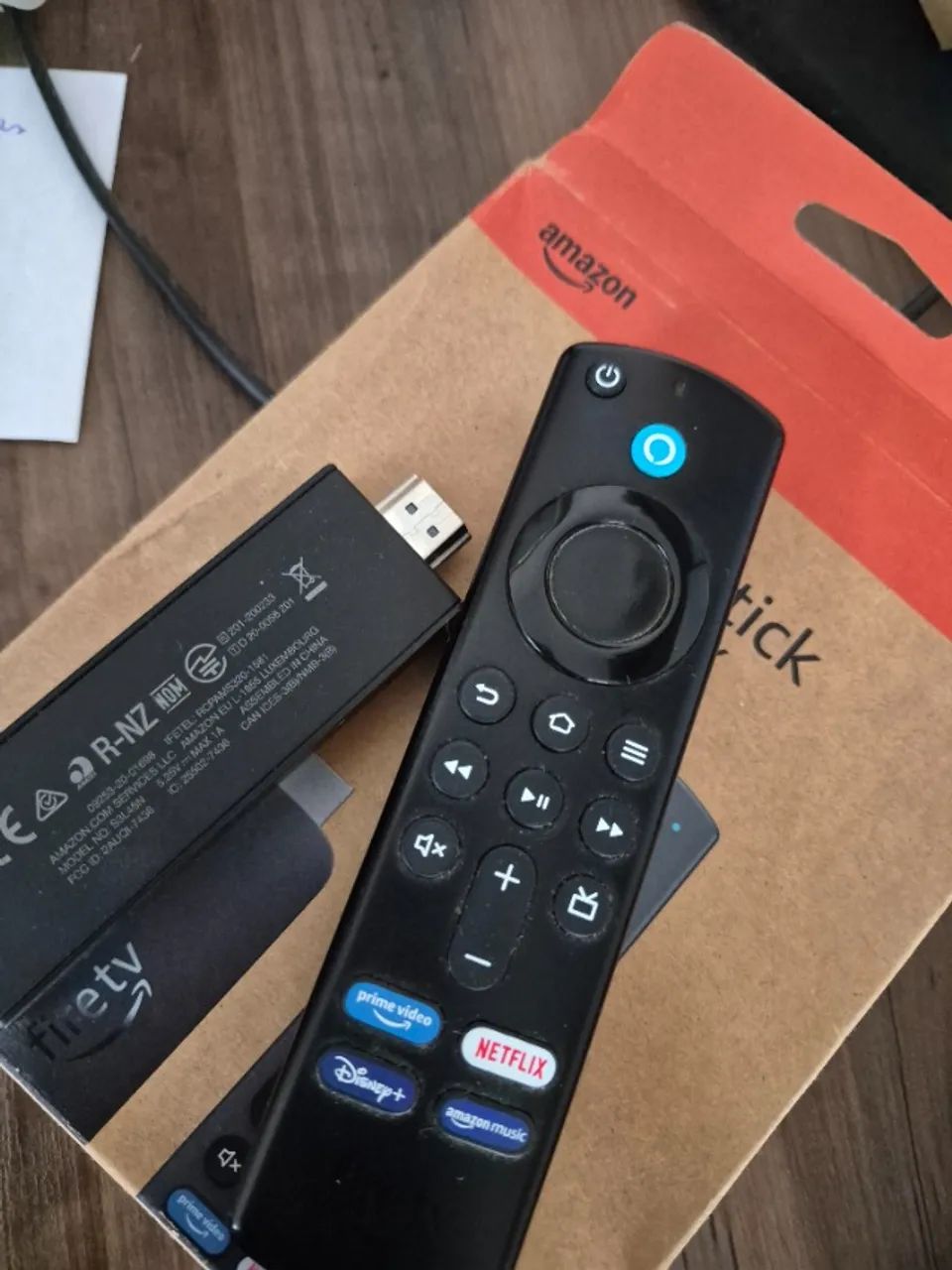 Fire Tv Stick HD Amazon 8 Gigas com Alexa Somos Loja - Foto 4