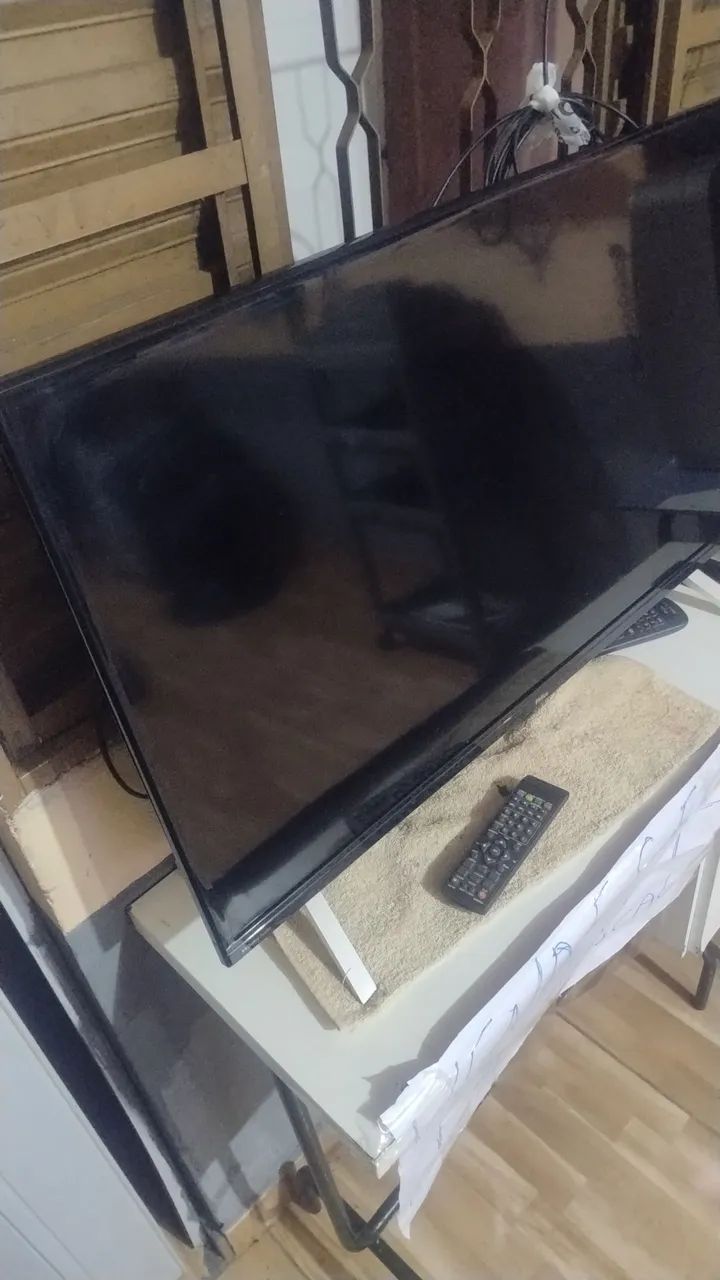 Vendo tv 32 polegada smart - Foto 4