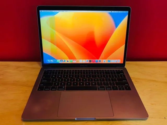Macbook Pro 2017 Retina - Core i5 - RAM 8GB / SSD 256GB - Tela 13