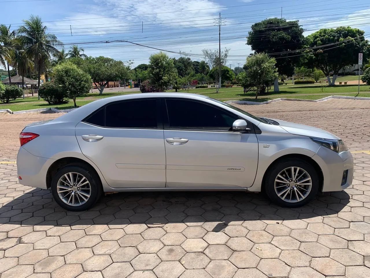 Toyota Corolla 2015
